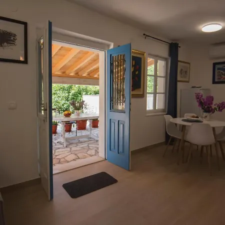 Roza Apartment